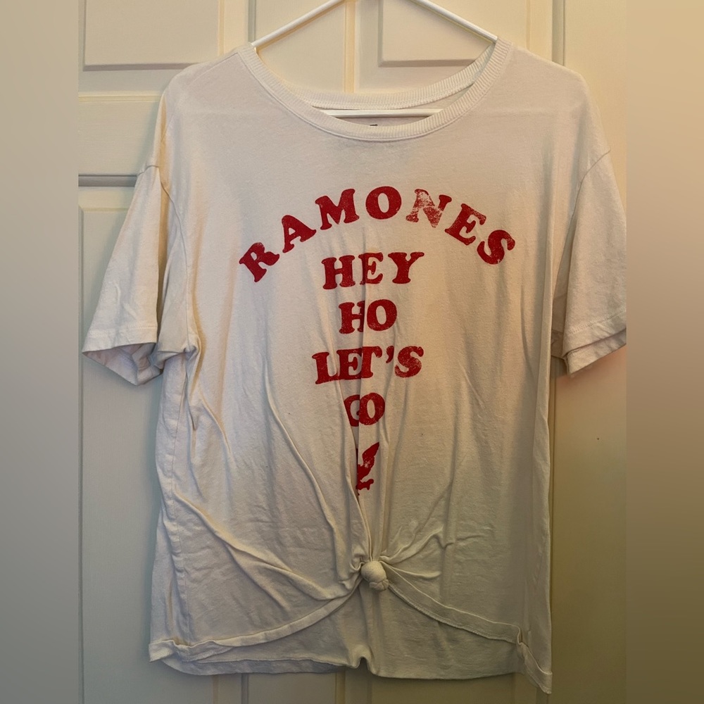 Ramons band t-shirt